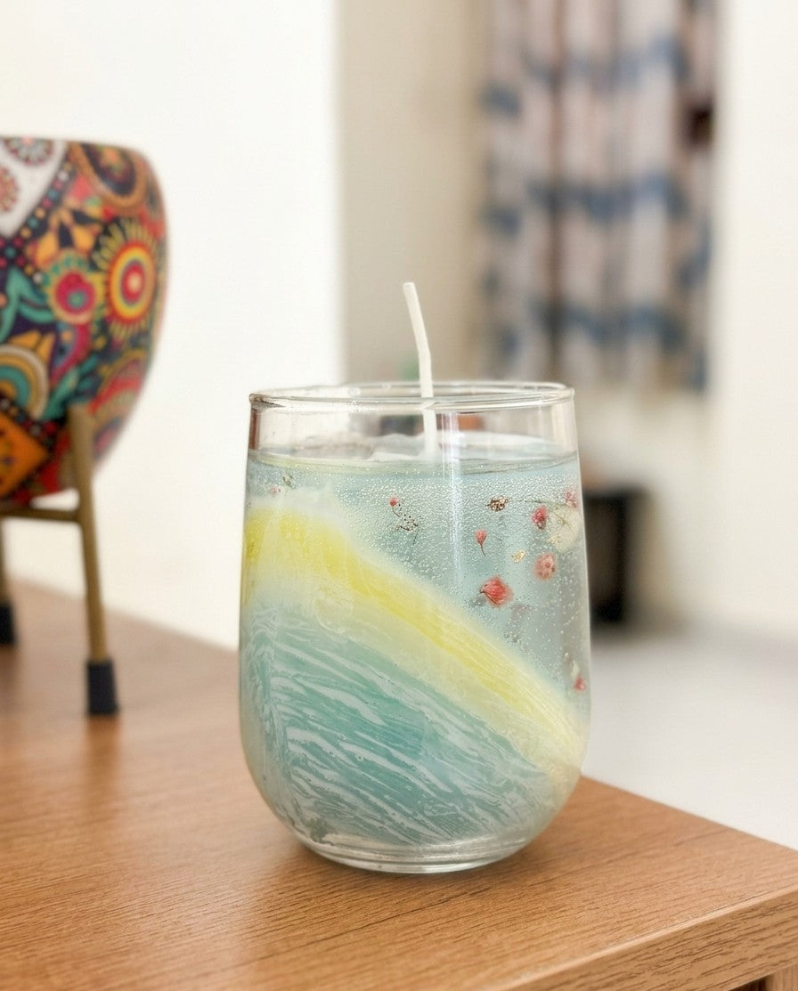 🕯️ Ocean Wave Floral Candle
