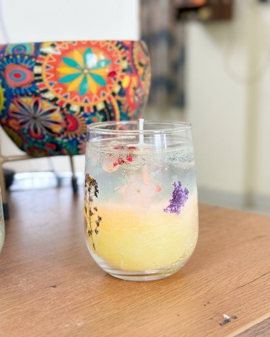 🕯️ Blossom Glow Dual-Tone Candle