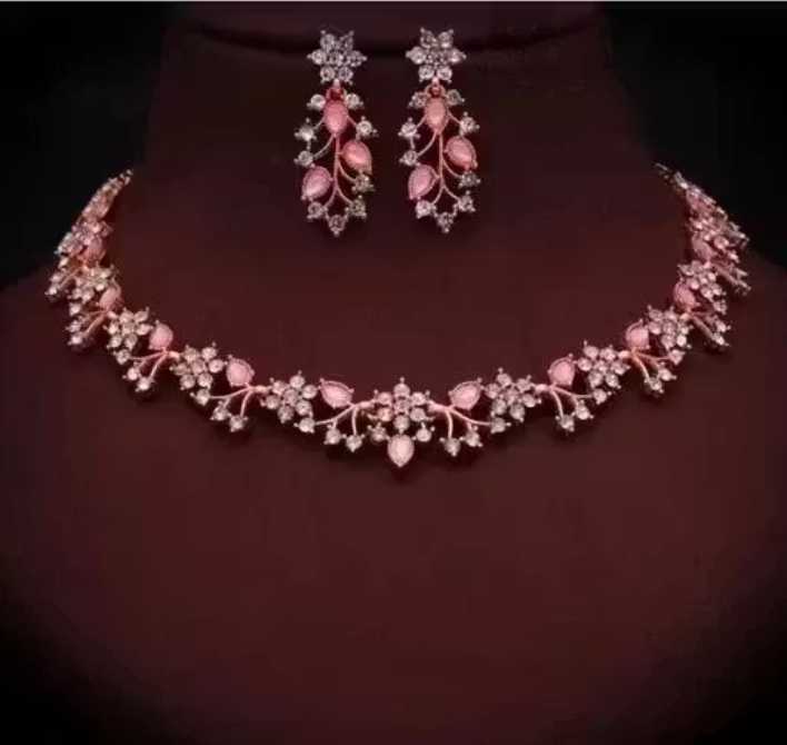 Trendy Rose Gold-Plated Necklace Set