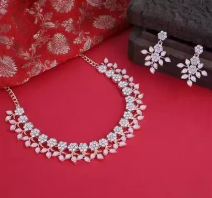 Trendy Rose Gold-Plated Necklace Set